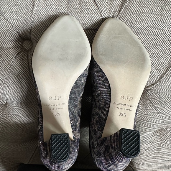 SJP by Sarah Jessica Parker | classic, zip-up ankle Minnie bootie. - Picture 5 of 5